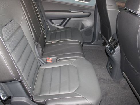 New 2026 Volkswagen Atlas SEL image 33