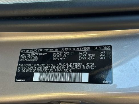 Used 2024 Volvo XC60 B5 Core w/ Climate Package AWD/4WD image 32
