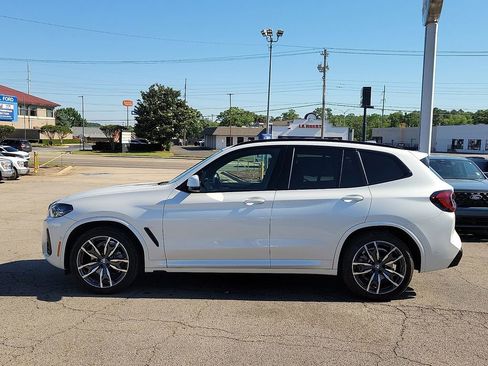 Used 2024 BMW X3 xDrive30i w/ Premium Package AWD/4WD image 3