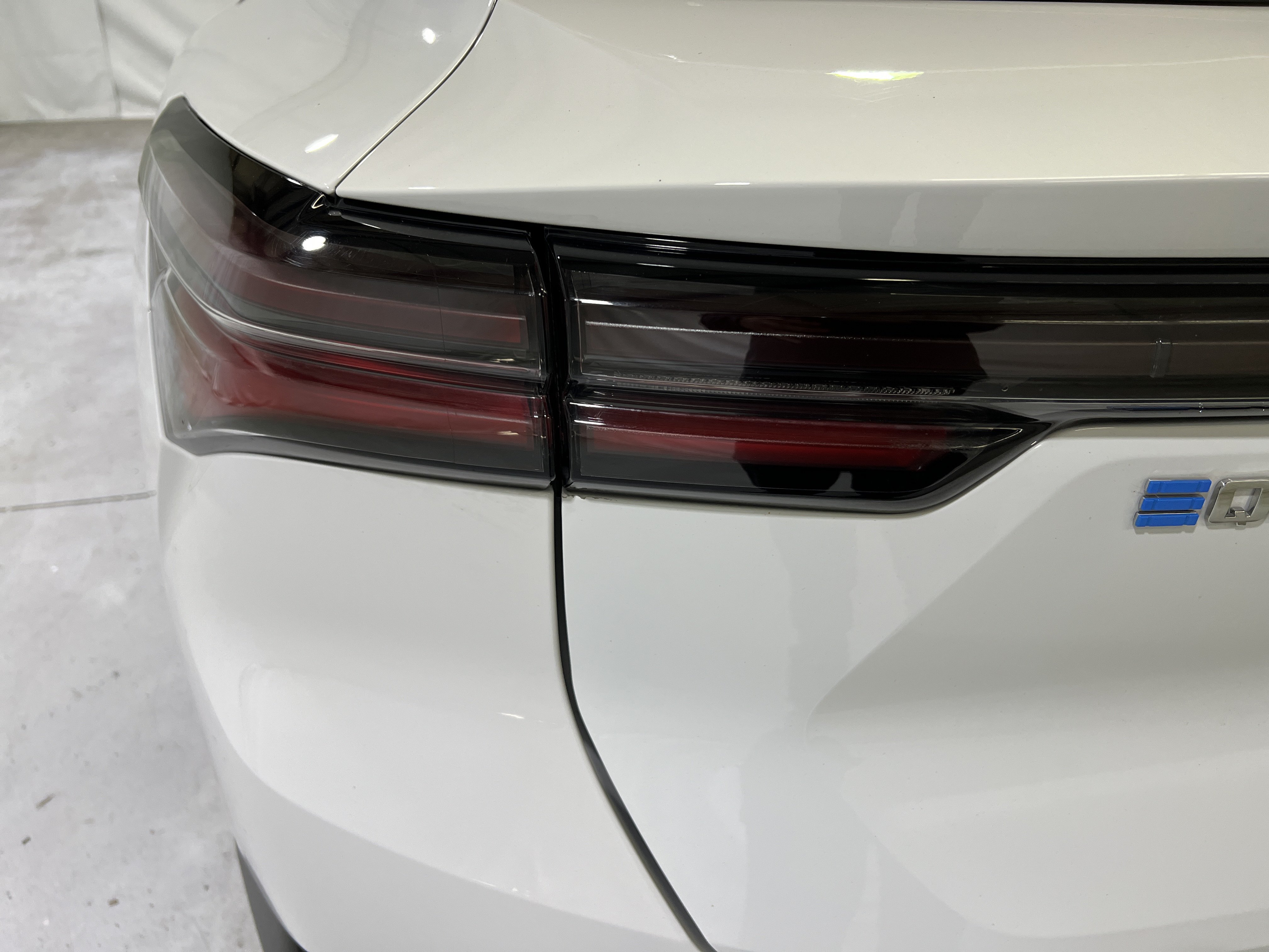 Certified 2024 Chevrolet Equinox EV LT FWD image 10