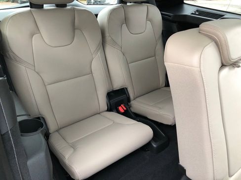 New 2026 Volvo XC90 B6 Ultra w/ Protection Package Premier image 36