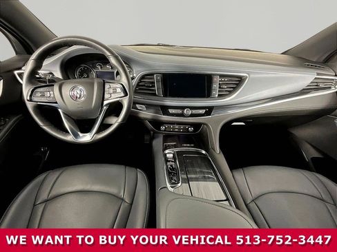 Used 2023 Buick Enclave Essence FWD image 7