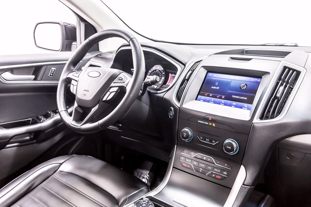 Used 2020 Ford Edge SEL FWD image 19