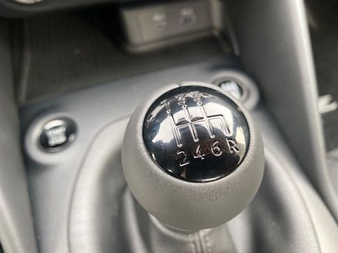 New 2024 Nissan Z Performance w/ Heritage Edition image 14