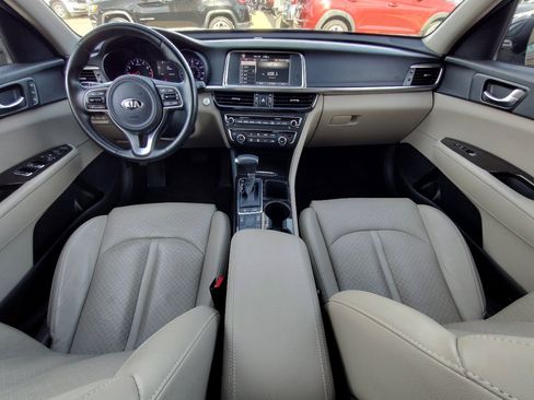 Used 2017 Kia Optima EX w/ Premium Package image 34