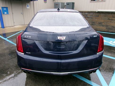 Used 2018 Cadillac CT6 Luxury image 4