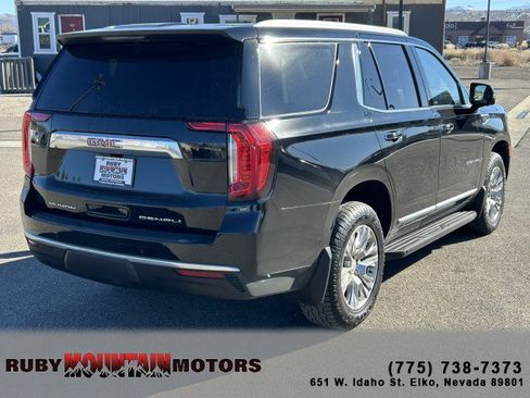 Used 2023 GMC Yukon Denali image 7