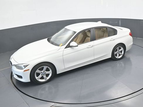 Used 2014 BMW 320i Sedan image 42