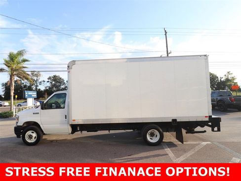 Certified 2023 Ford E-450 and Econoline 450 Super Duty w/ Power Windows & Locks Group image 10