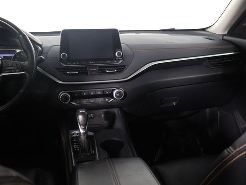 Used 2022 Nissan Altima 2.0 SR image 38