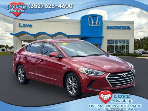 Used 2017 Hyundai Elantra SE FWD image 1