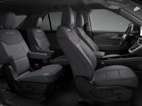 New 2026 Ford Explorer Active w/ Active Comfort Package AWD/4WD image 26