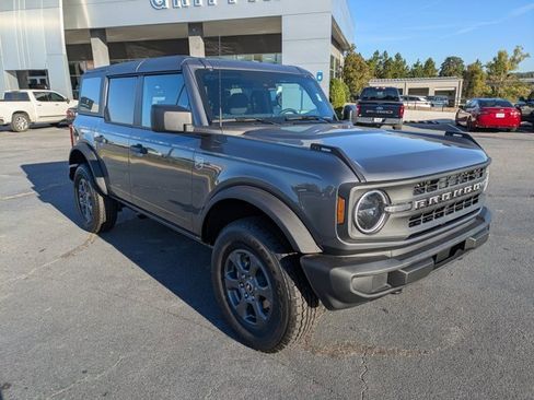 New 2025 Ford Bronco Big Bend image 2