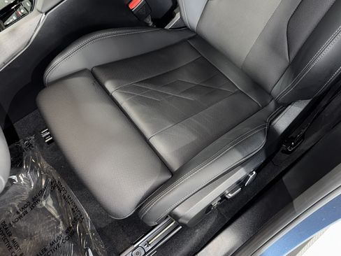 Used 2025 BMW X3 xDrive30i AWD/4WD image 34