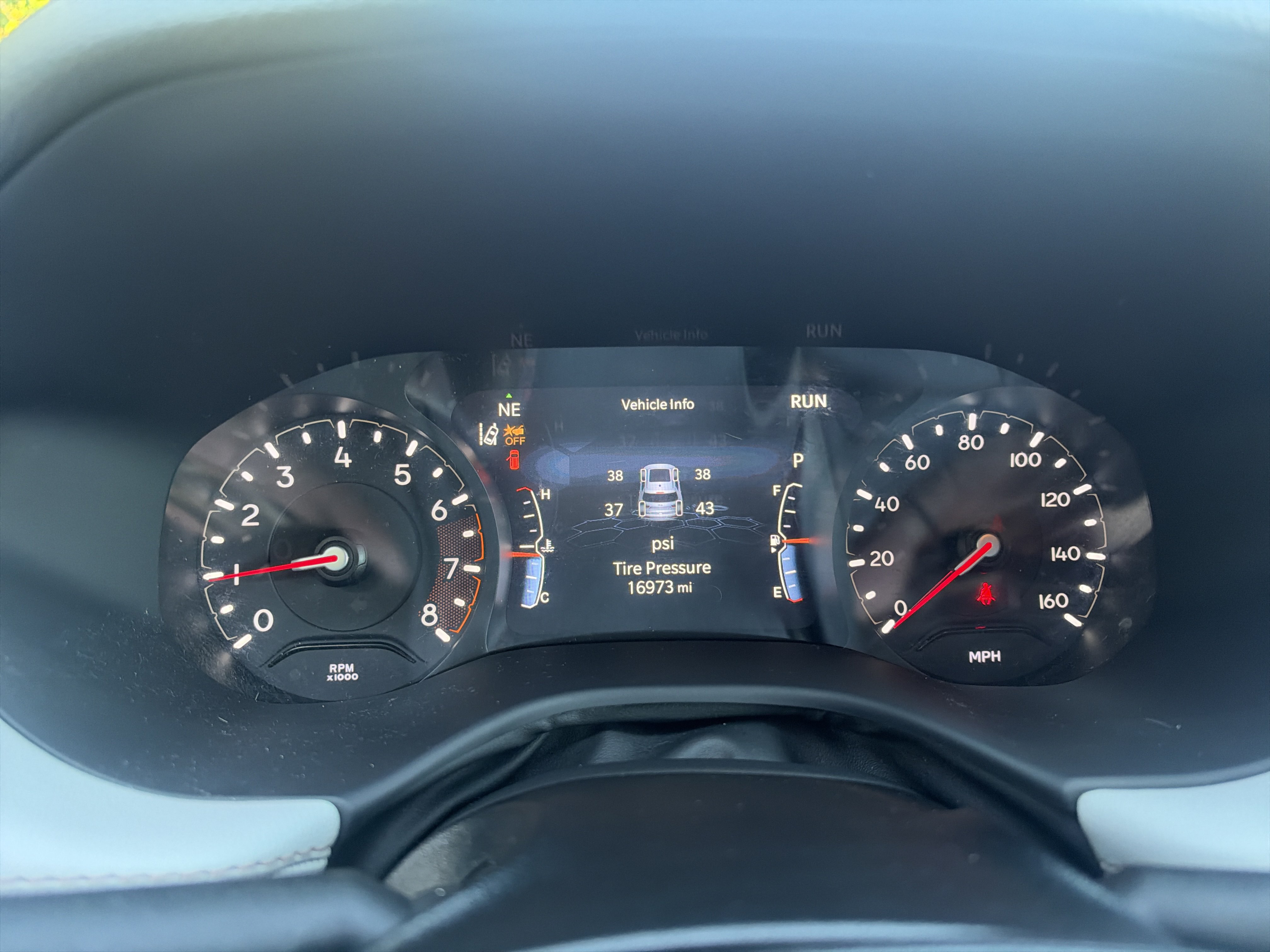 Used 2025 Jeep Compass Limited AWD/4WD image 20