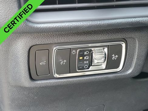 Used 2023 Lincoln Corsair AWD w/ Equipment Group 101A image 8