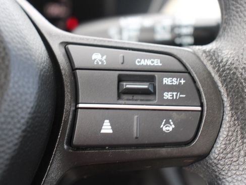 Used 2025 Honda HR-V LX image 22