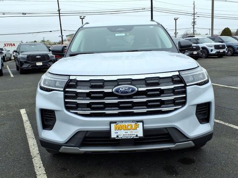 New 2026 Ford Explorer Active AWD/4WD image 2