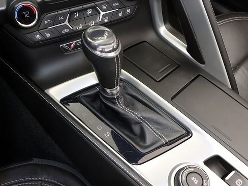 Used 2015 Chevrolet Corvette Stingray w/ 3LT Preferred Equipment Group image 20