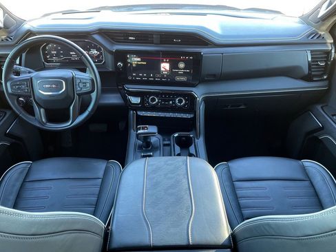 Used 2024 GMC Sierra 1500 AT4X image 21