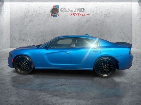Used 2019 Dodge Charger SXT w/ Blacktop Package AWD/4WD image 2