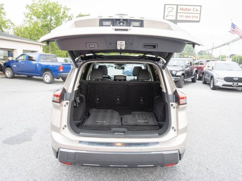Used 2025 Nissan Rogue SL w/ SL Premium Package AWD/4WD image 21
