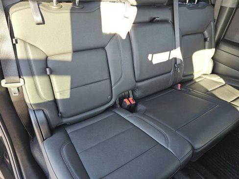 Used 2024 Chevrolet Silverado 1500 LT Trail Boss w/ Convenience Package II image 31