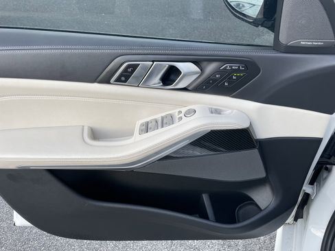 Used 2024 BMW X7 M60i w/ Executive Package image 12