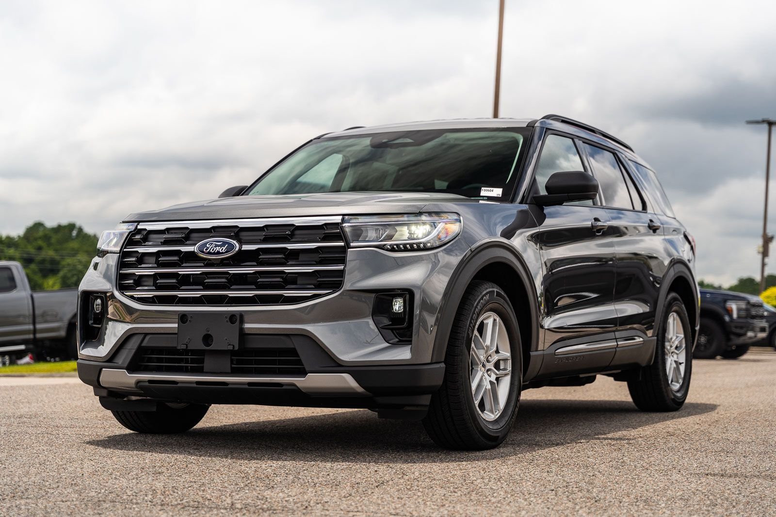 New 2026 Ford Explorer Active w/ Active Comfort Package RWD image 2