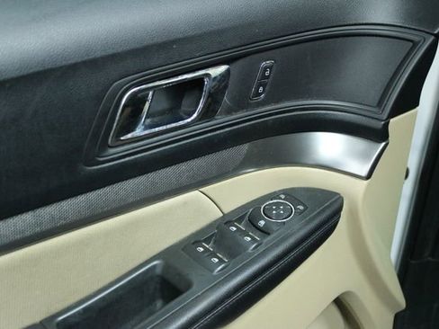 Used 2017 Ford Explorer 4WD image 9