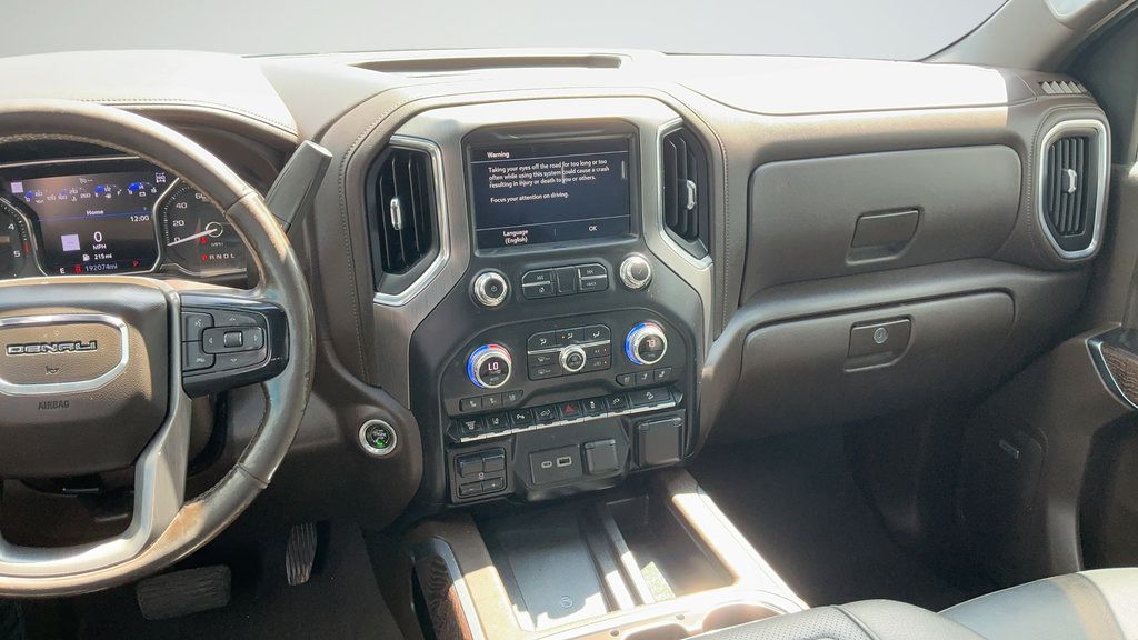 Used 2021 GMC Sierra 2500 Denali w/ Denali Ultimate Package AWD/4WD image 8