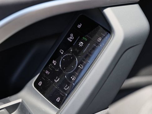 New 2026 Audi SQ5 Premium Plus AWD/4WD image 15