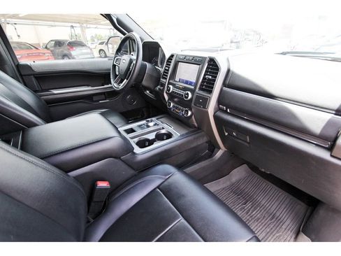 Used 2020 Ford Expedition XLT w/ Equipment Group 202A RWD image 29