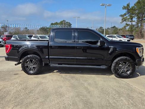 Used 2022 Ford F150 XLT w/ Equipment Group 302A High image 8