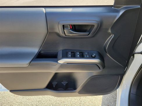 Used 2023 Toyota Tacoma SR5 w/ Technology Package image 13