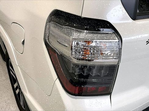 Used 2022 Toyota 4Runner Limited image 29