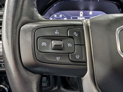 Used 2023 GMC Yukon XL Denali w/ Advanced Technology Package AWD/4WD image 25