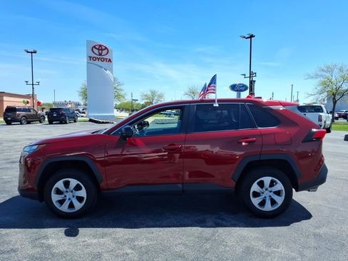 Certified 2024 Toyota RAV4 LE image 7