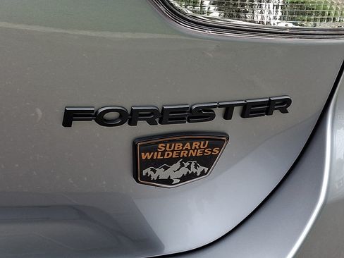Used 2025 Subaru Forester Wilderness w/ Convenience Package AWD/4WD image 17