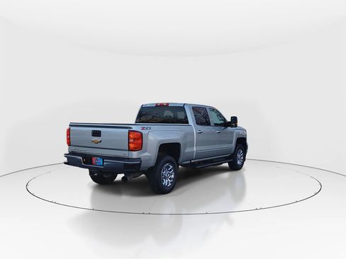 Used 2019 Chevrolet Silverado 2500 LT image 8