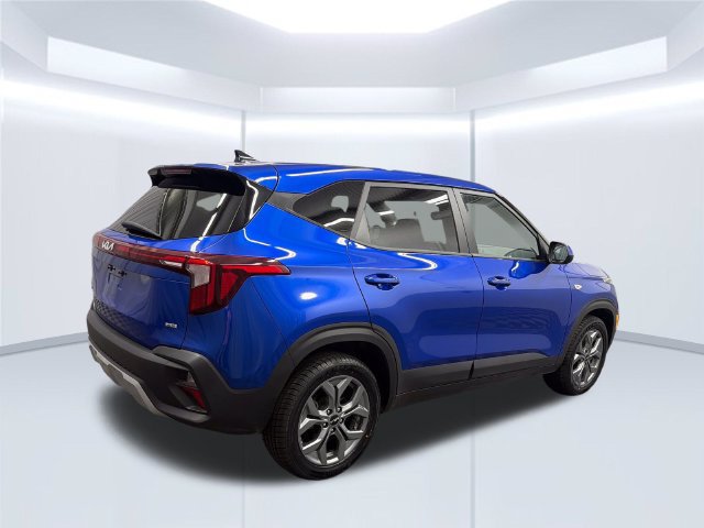 Certified 2024 Kia Seltos LX AWD/4WD image 6