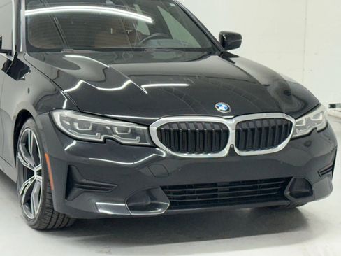 Used 2021 BMW 330i Sedan w/ Convenience Package image 34