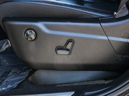 Used 2025 Dodge Durango GT AWD/4WD image 21