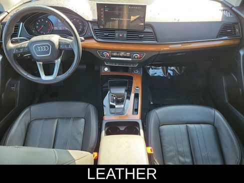 Used 2023 Audi Q5 2.0T Premium image 2