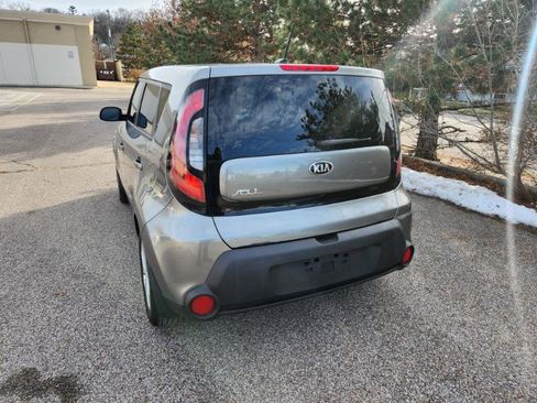 Used 2014 Kia Soul image 11