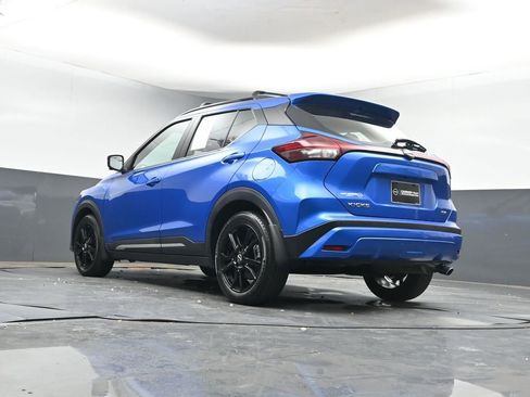 Used 2024 Nissan Kicks SR w/ Exterior Package image 28