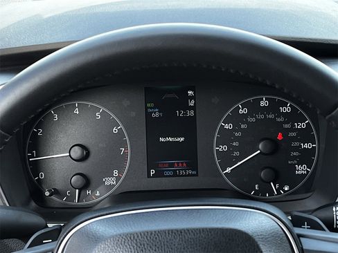 Used 2023 Toyota Corolla SE image 13