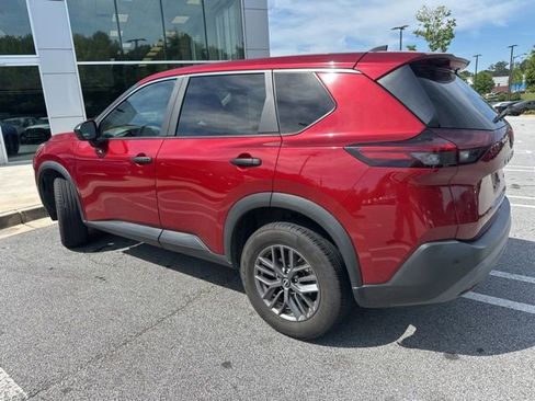 Used 2023 Nissan Rogue S AWD/4WD image 2
