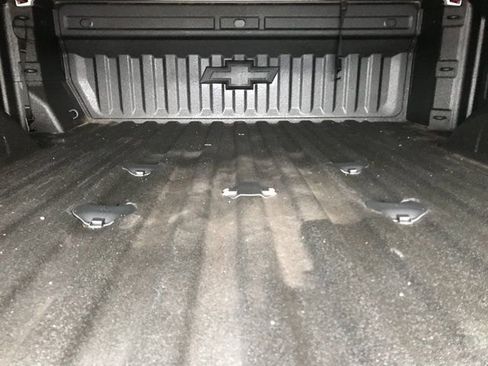 Used 2024 Chevrolet Silverado 3500 LT w/ Convenience Package image 18