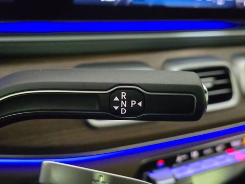 Used 2026 Mercedes-Benz GLE 350 4MATIC image 22